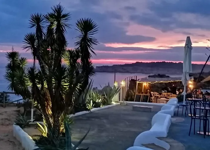 Apartament Beachfront Seaview Litoralmar Apt, Fast Wifi, Airco, Pool, Private Parking Portimão