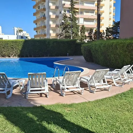 Beachfront Seaview Litoralmar Apt, Fast Wifi, Airco, Pool, Private Parking 波尔蒂芒